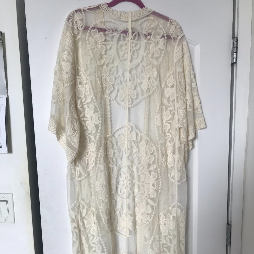 Altar'd State | Midi Cream Lace Cover Lightweight Jacket | Size M/L